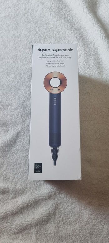 Sèche cheveux dyson supersonic 