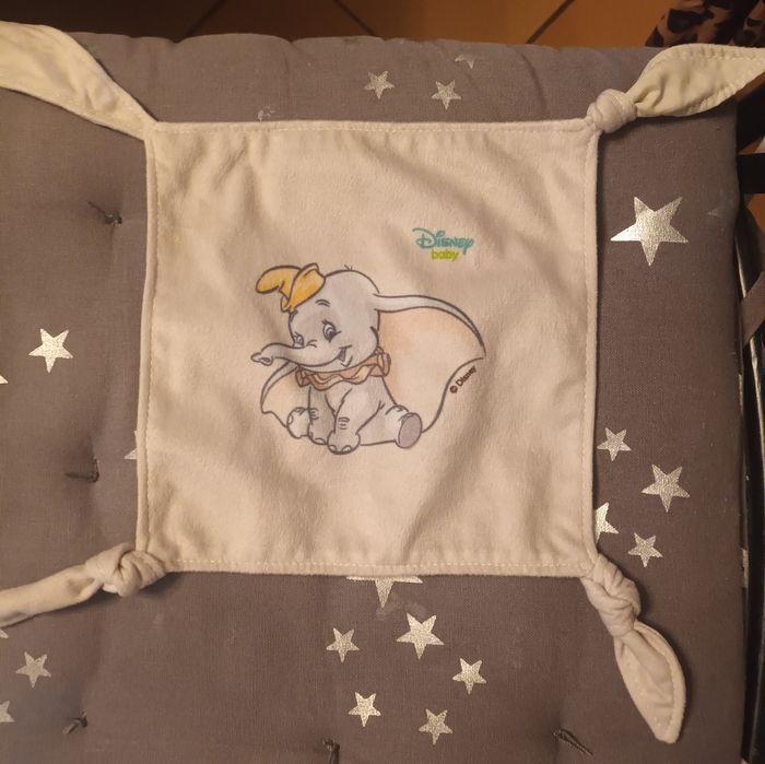 Doudou carré  Dumbo disney - photo numéro 2