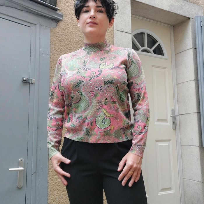 Joli pull pour 42/44 - photo numéro 2