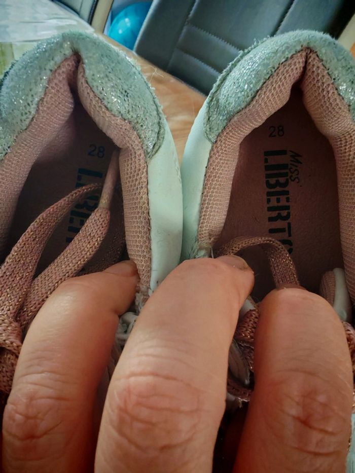 Chaussures fille 28 - photo numéro 5