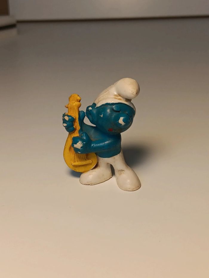 Figurine vintage Schtroumpf mandoline peyo W.germany