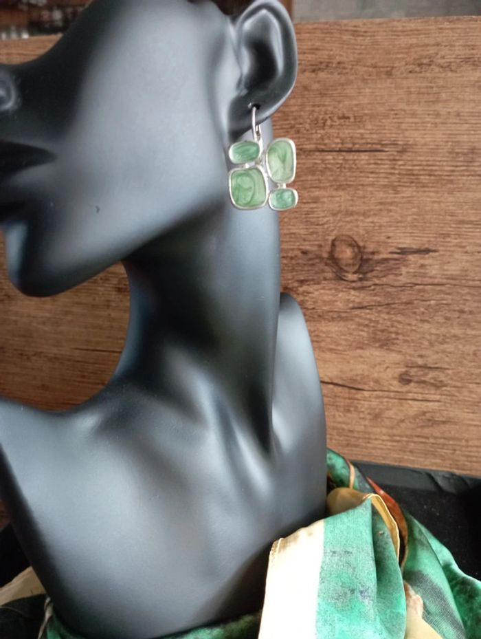 Boucles d'oreilles pour oreilles percées