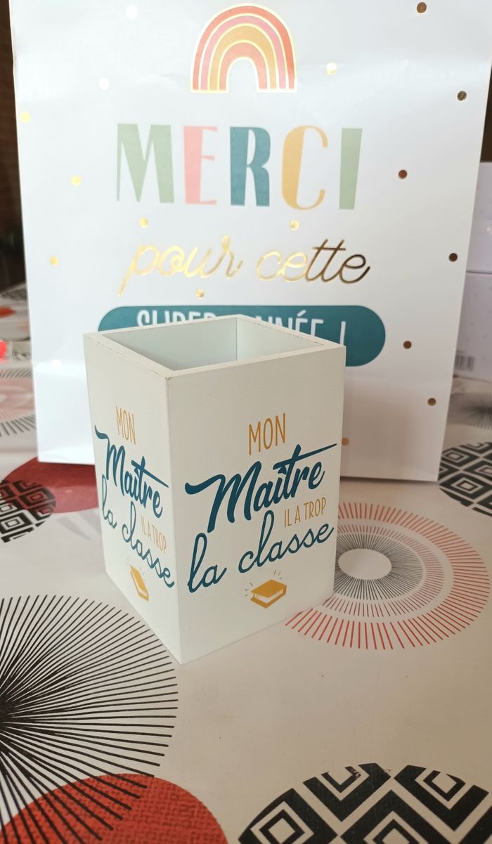 Pot à crayons cadeau maître Neuf - photo numéro 2