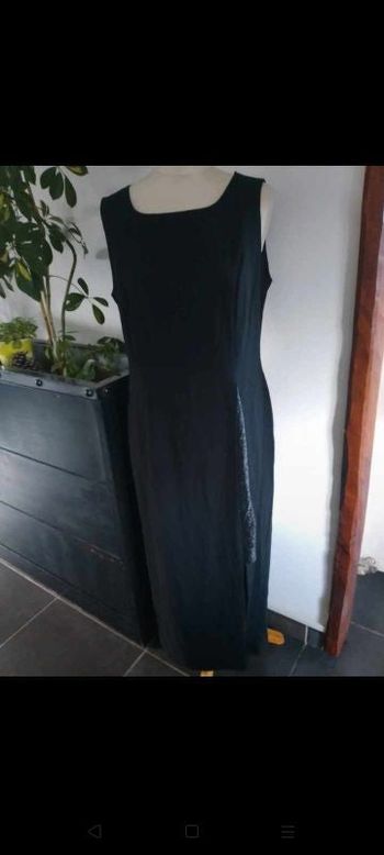 Robe longue noire