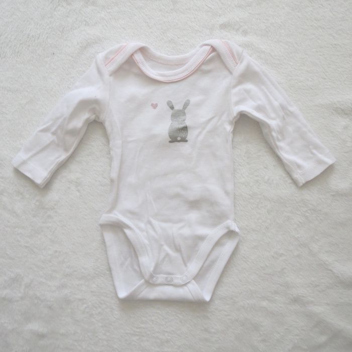 Bodies 1mois - photo numéro 2