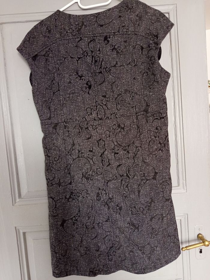 Robe grise - photo numéro 2