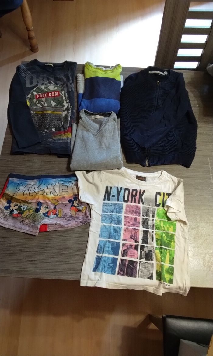 Lot vêtements 6 ans