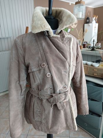 Veste en cuir T42.