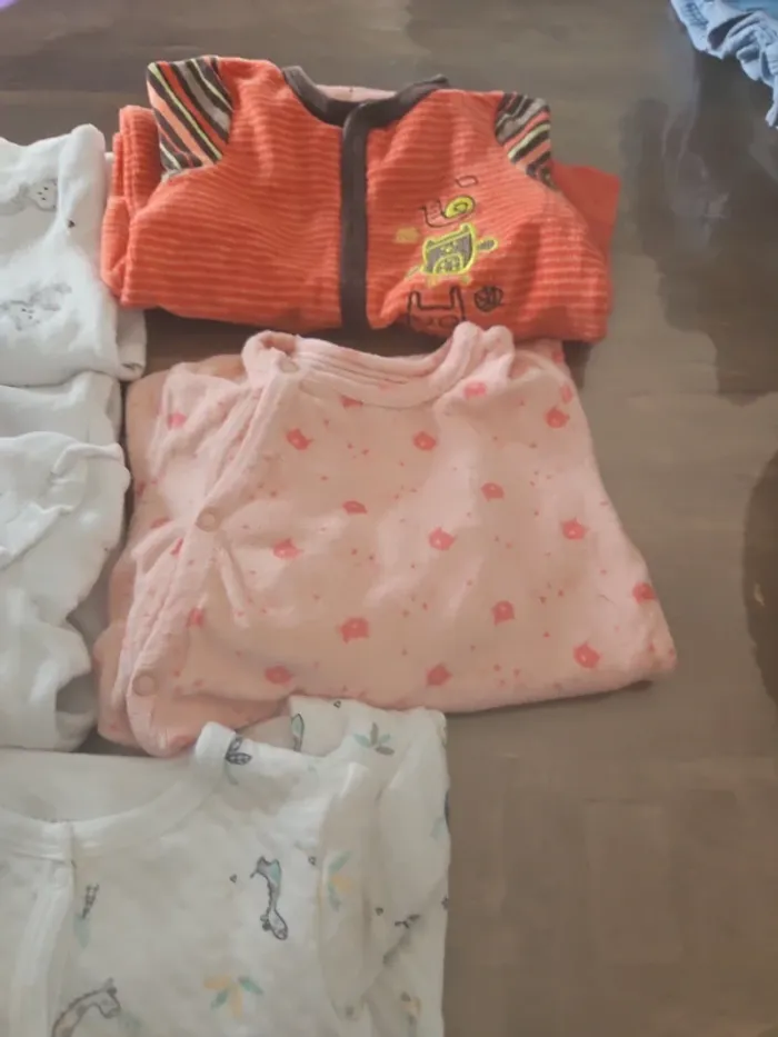 Lot de 5 pyjamas - photo numéro 2