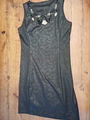 Très jolie robe de  ceremonie