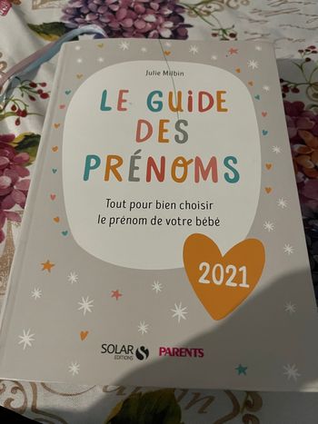 Livre guide des prénoms 2021