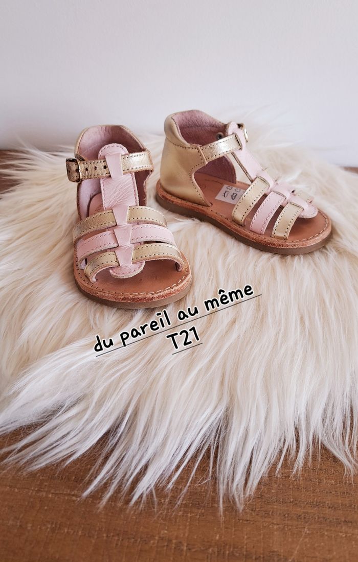 sandales dorées du pareil au même t21👶