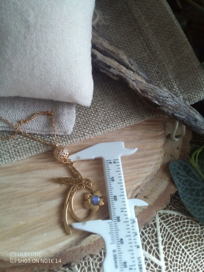 Collier sautoir pendentif colibri et pierre de labradorite - photo numéro 2