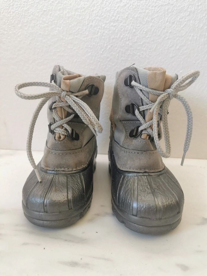 🔥Bottes après ski neige enfant mixte taille 21/22 - photo numéro 3