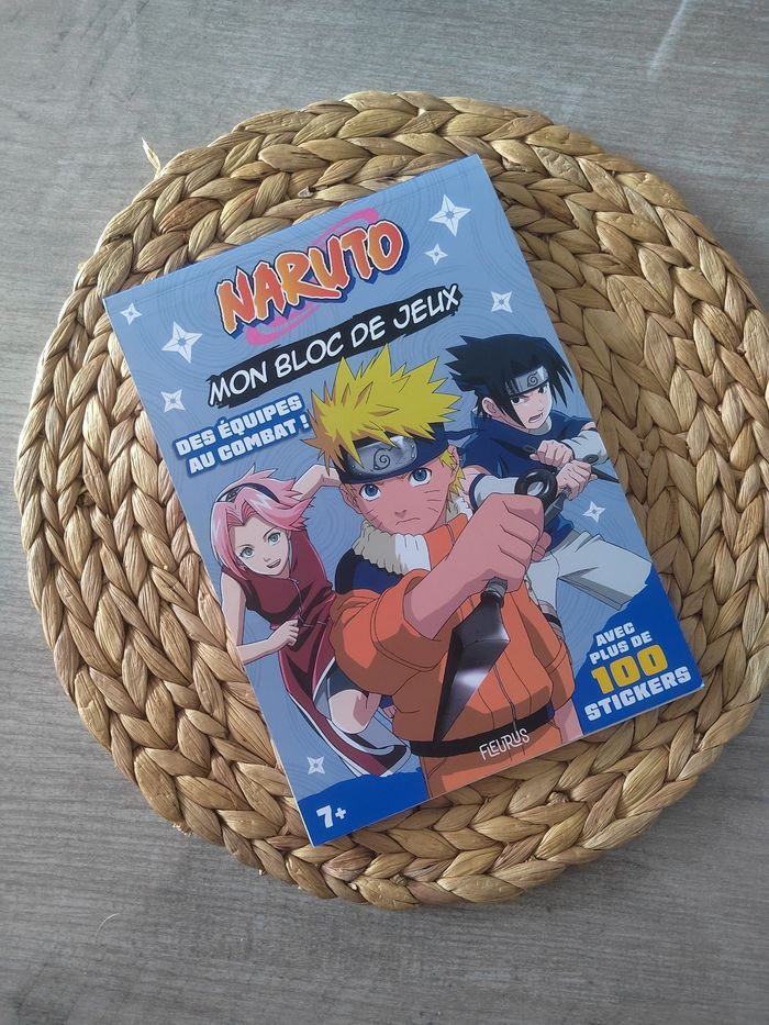 Bloc de jeux Naruto – Stickers Des équipes au combat  – À partir de 7 ans
