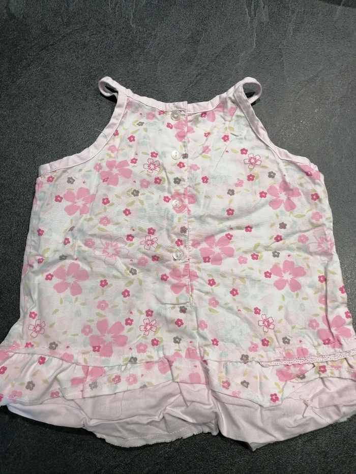 Robe rose fleuri - photo numéro 2