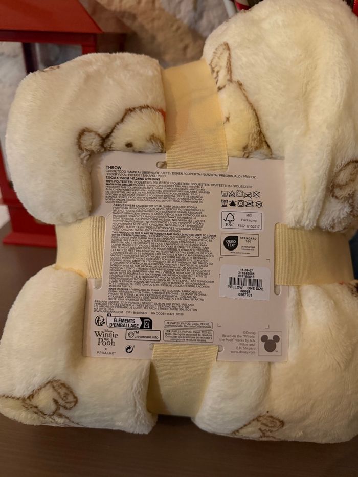 Ensemble plaid -Doudou-Hochet Winnie l’ourson neuf Disney - photo numéro 9