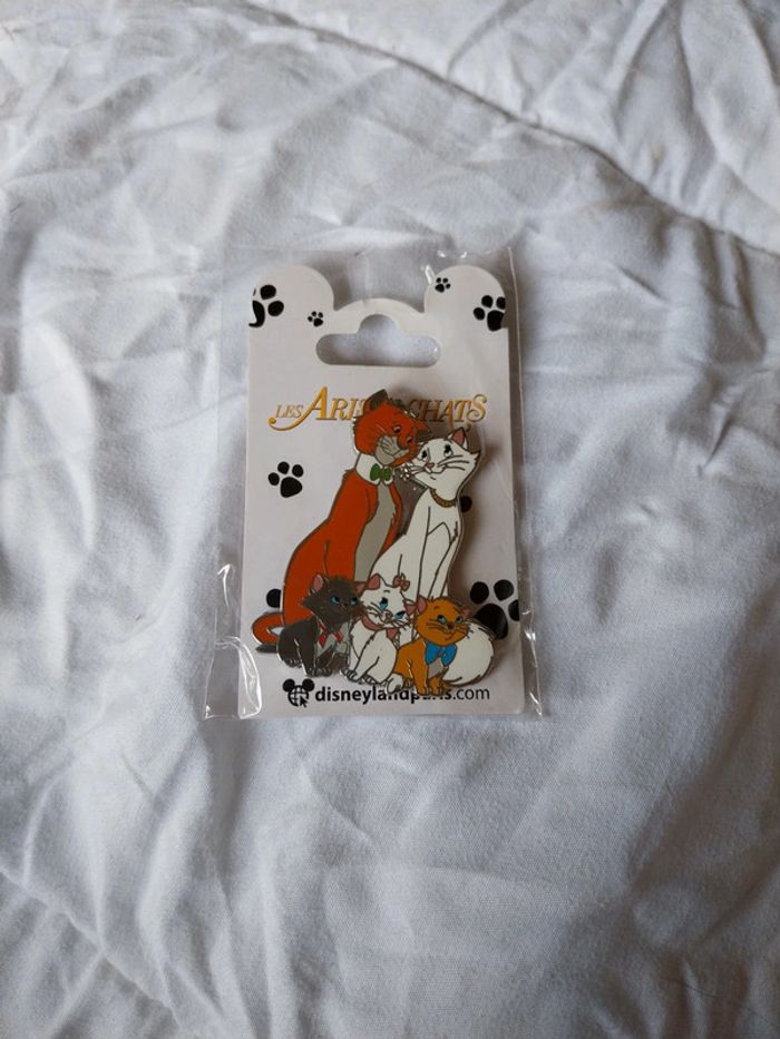 Pins Disney disneyland Paris arismarie