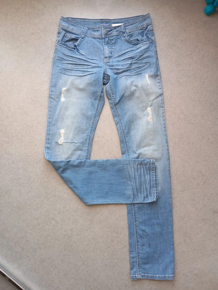 Jeans troué 16ans caprice de fille