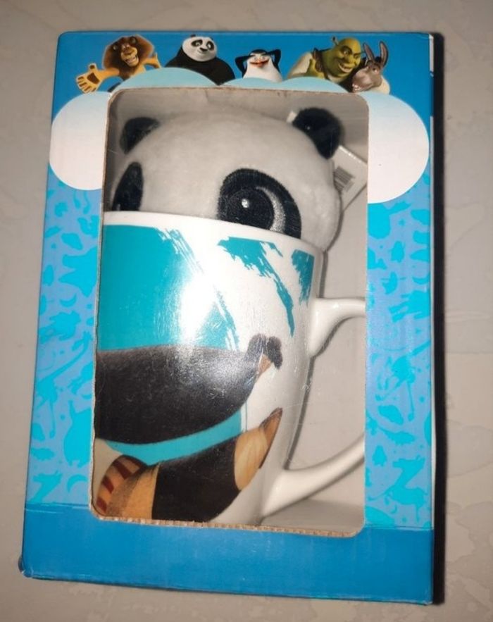 Ensemble tasse + nounours
kung fu panda
DreamWorks