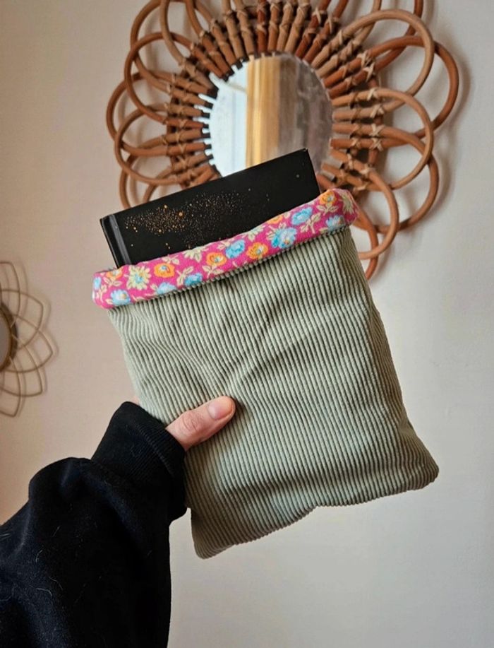 Pochette de livre velours côtelé - photo numéro 3