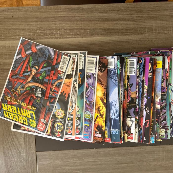Lot de 67 comics Marvel , dc comics, x force ( divers ) - photo numéro 2