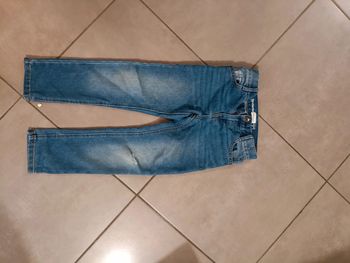 Jean regular 7 ans in extenso