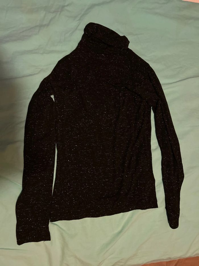 T-shirt col roulé fille