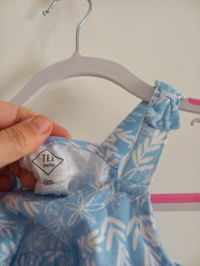 Robe été 6 mois - photo numéro 2