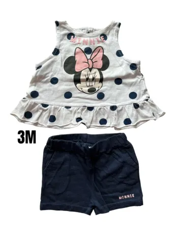 Lot de vêtements