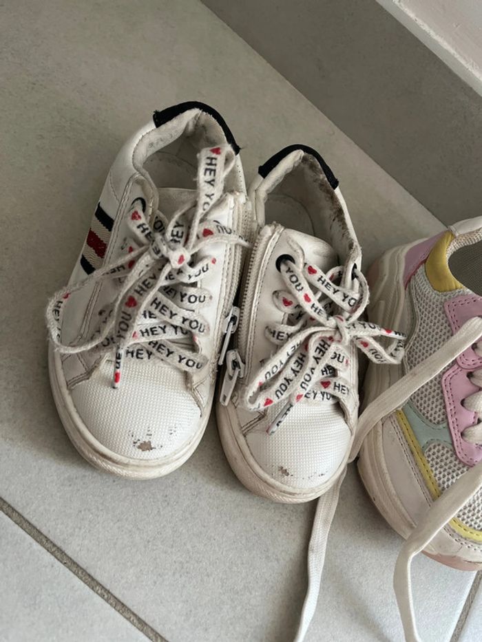 Lot de 3 paires de basket pointure 25 - photo numéro 4