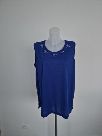 Débardeur bleu à motif noeuds