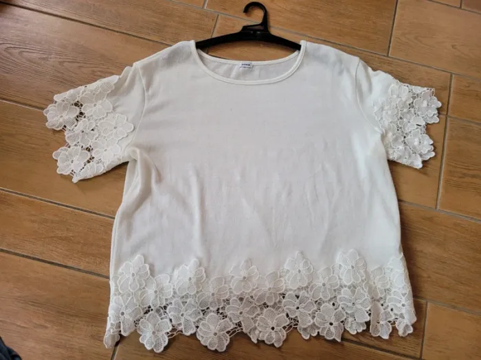 Tee-shirt Pimkie Blanc - Détails fleuris - photo numéro 4