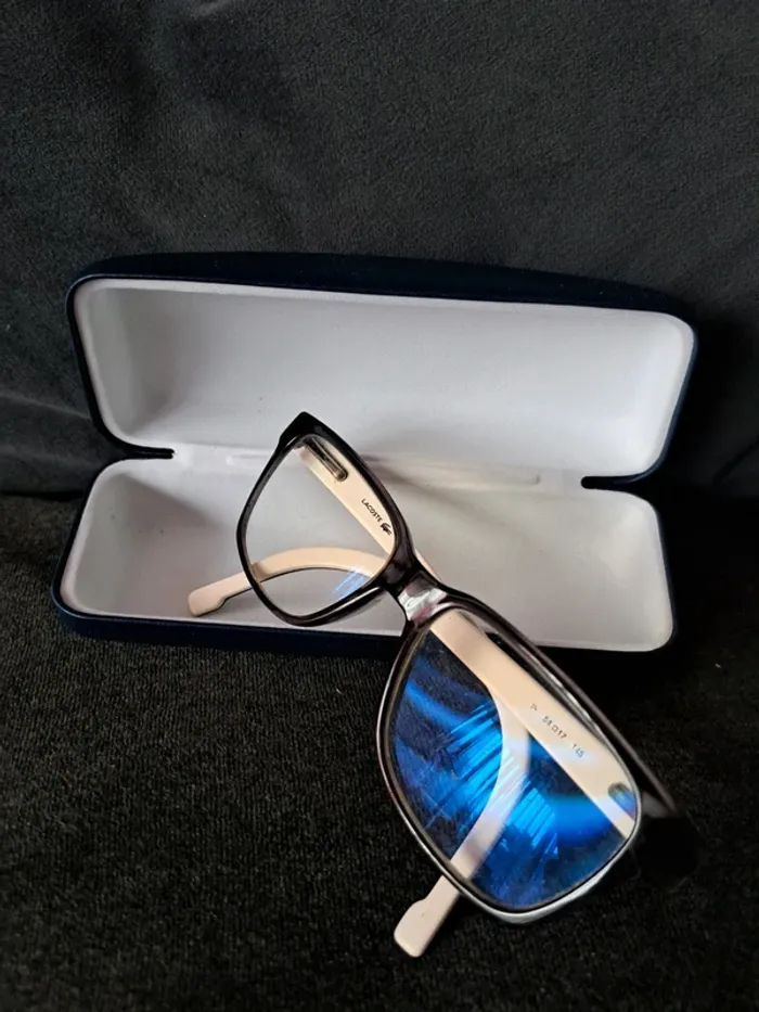 Monture de lunette lacoste 2 - photo numéro 3