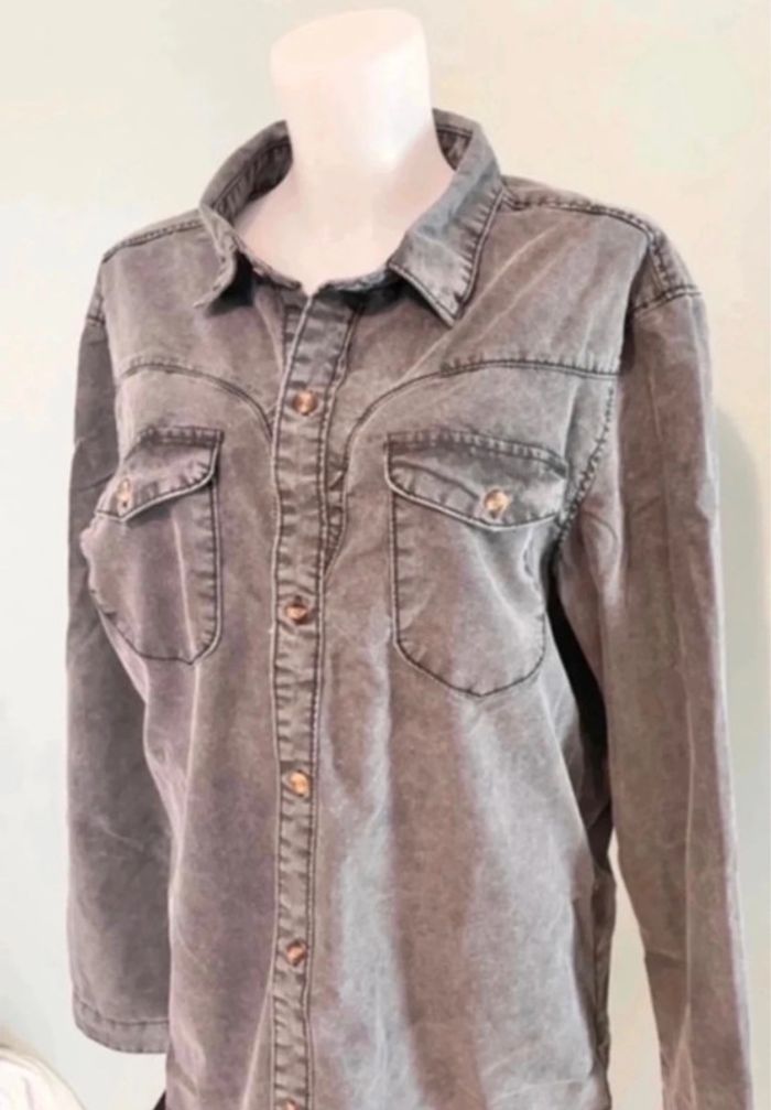 Chemise en jean - photo numéro 2