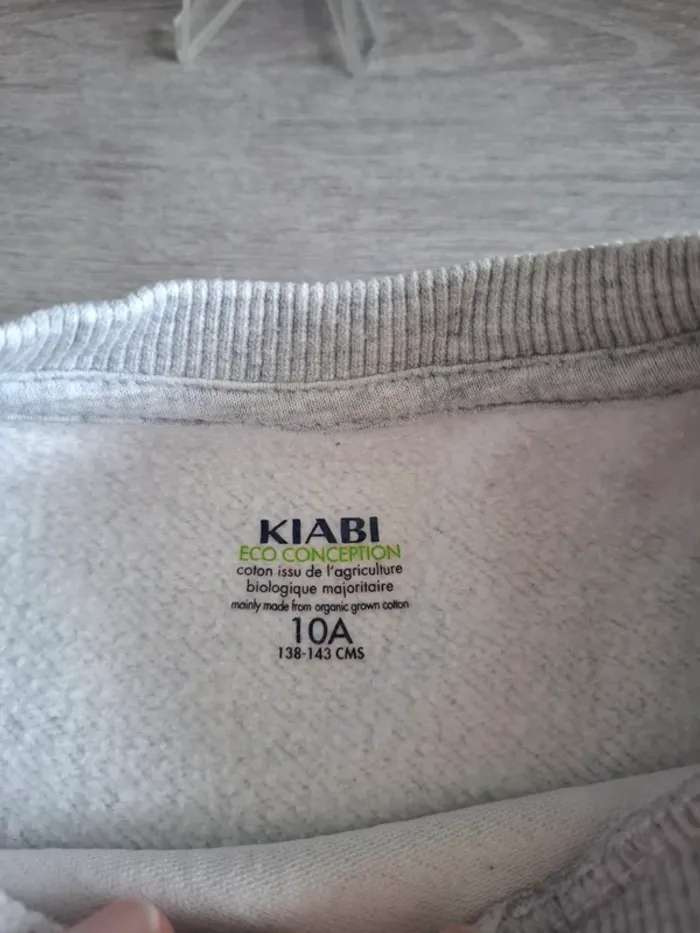 Pull taille 10 ans - photo numéro 3