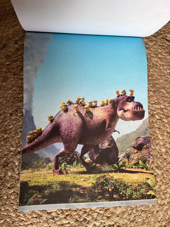 Livre créer 7 scènes avec Stickers repositionnable Les Minions Mania - photo numéro 7