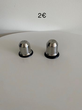 Salière et poivrière