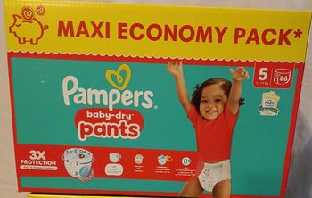 86 couches Pampers pants taille 5