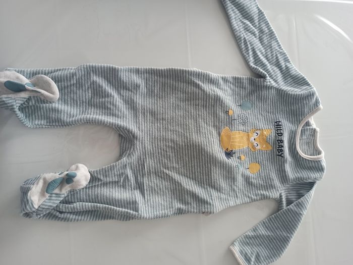 Lot pyjama 12 mois - photo numéro 4