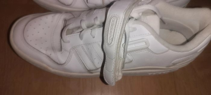 Baskets blanches Adidas - photo numéro 5