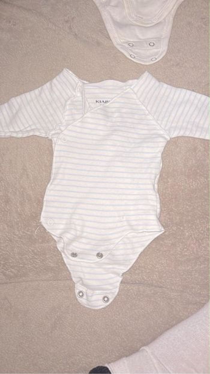 Lot vêtements bébé 0-1mois - photo numéro 6