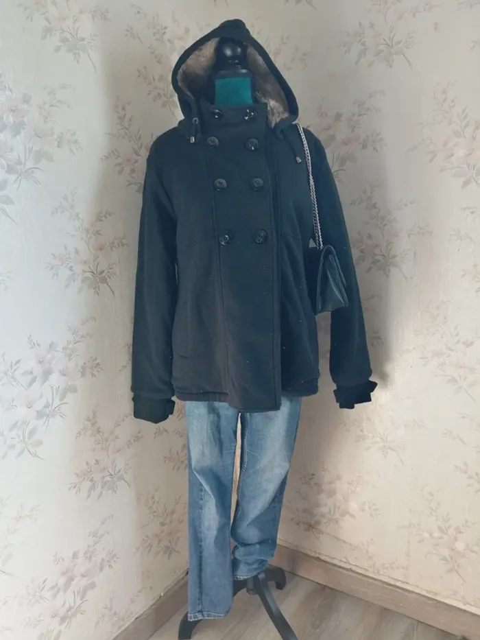 Manteau noir à capuche fourré avec poches et fermeture boutons / gémo / (XXL) - photo numéro 2