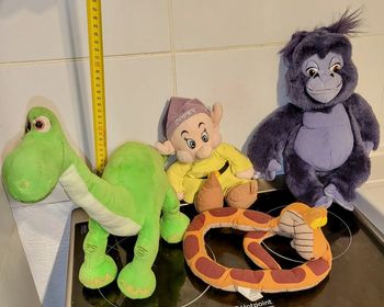 Lot de peluche Walt Disney et Walt Disney Pixar