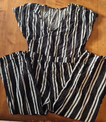 Combipantalon rayures noir et blanc 10ans