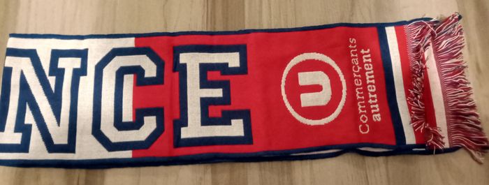 Echarpe France bleu blanc rouge U neuve - photo numéro 2