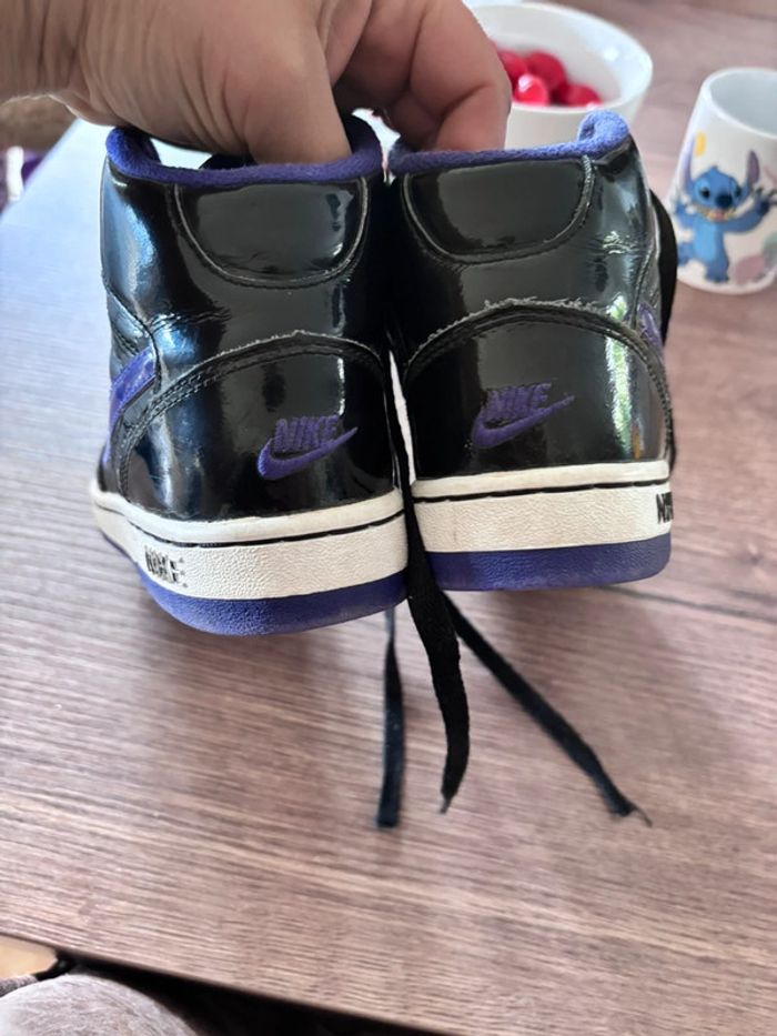 Baskets montantes Nike 33,5 - photo numéro 4