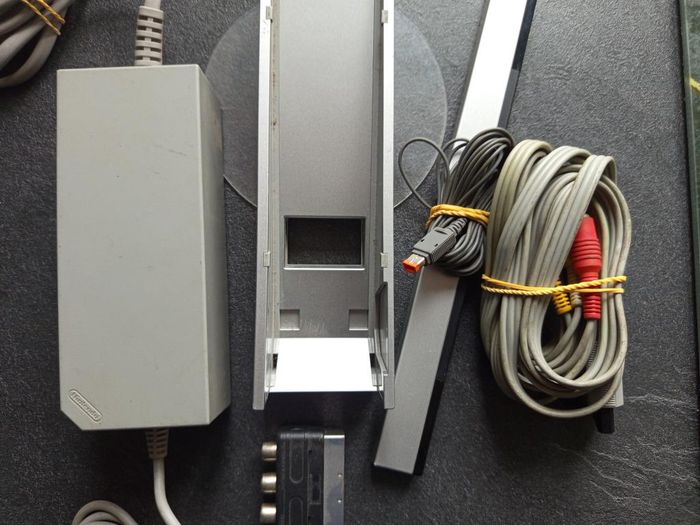 Nintendo - Wii - Console - photo numéro 8