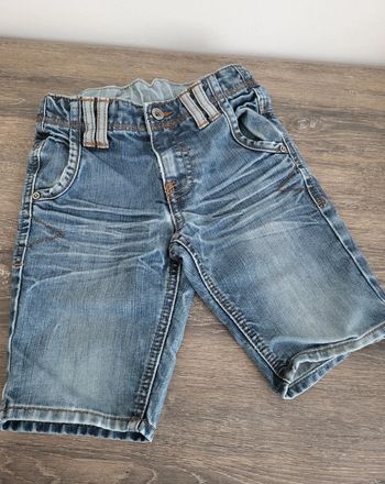 Tape à l'œil- bermuda jean's 4 ans