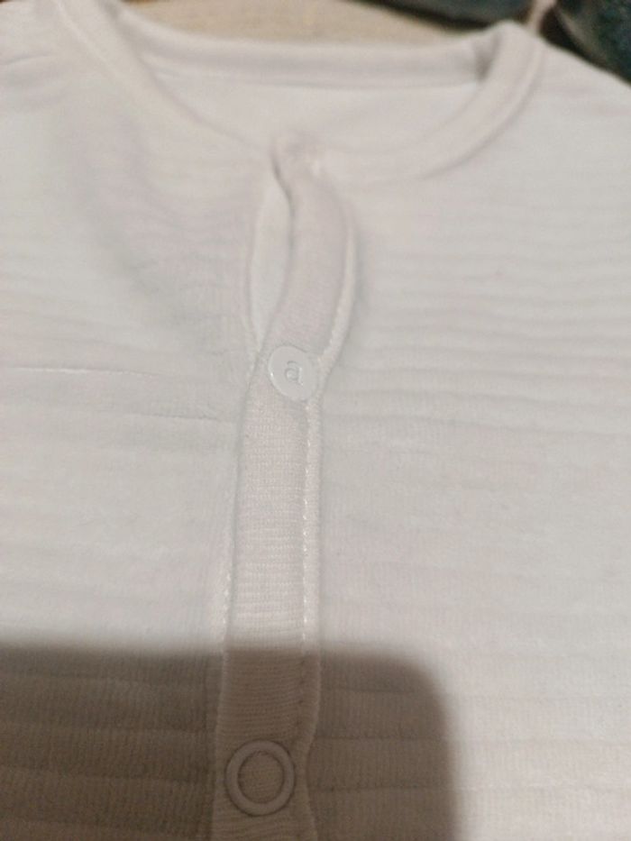 Pyjama 6 mois - photo numéro 4